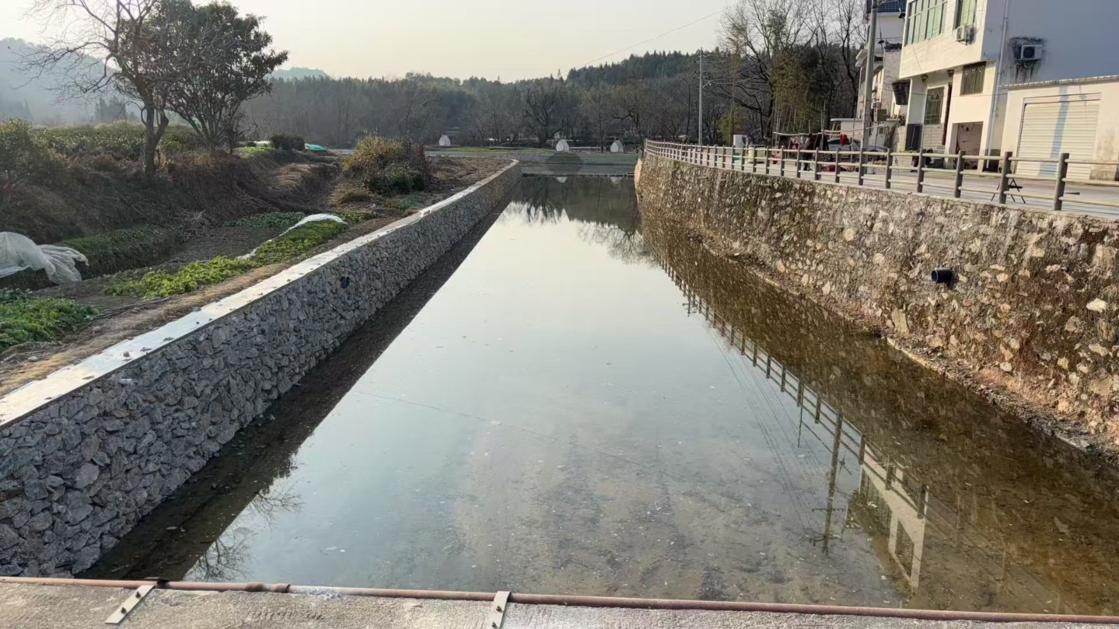 婺源縣紫陽(yáng)鎮(zhèn)雍溪村堤防加固工程